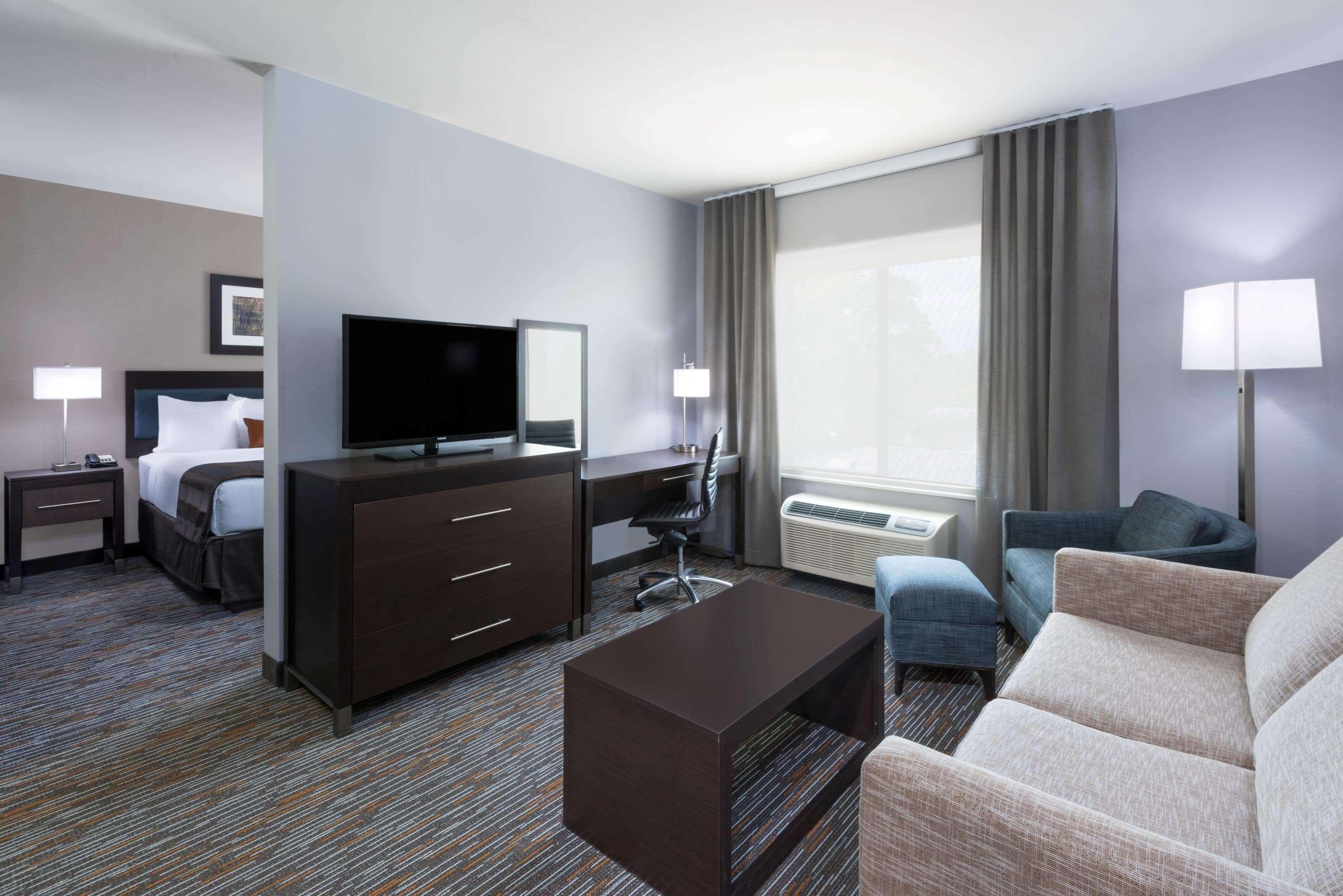 Wingate By Wyndham Hotel 3*