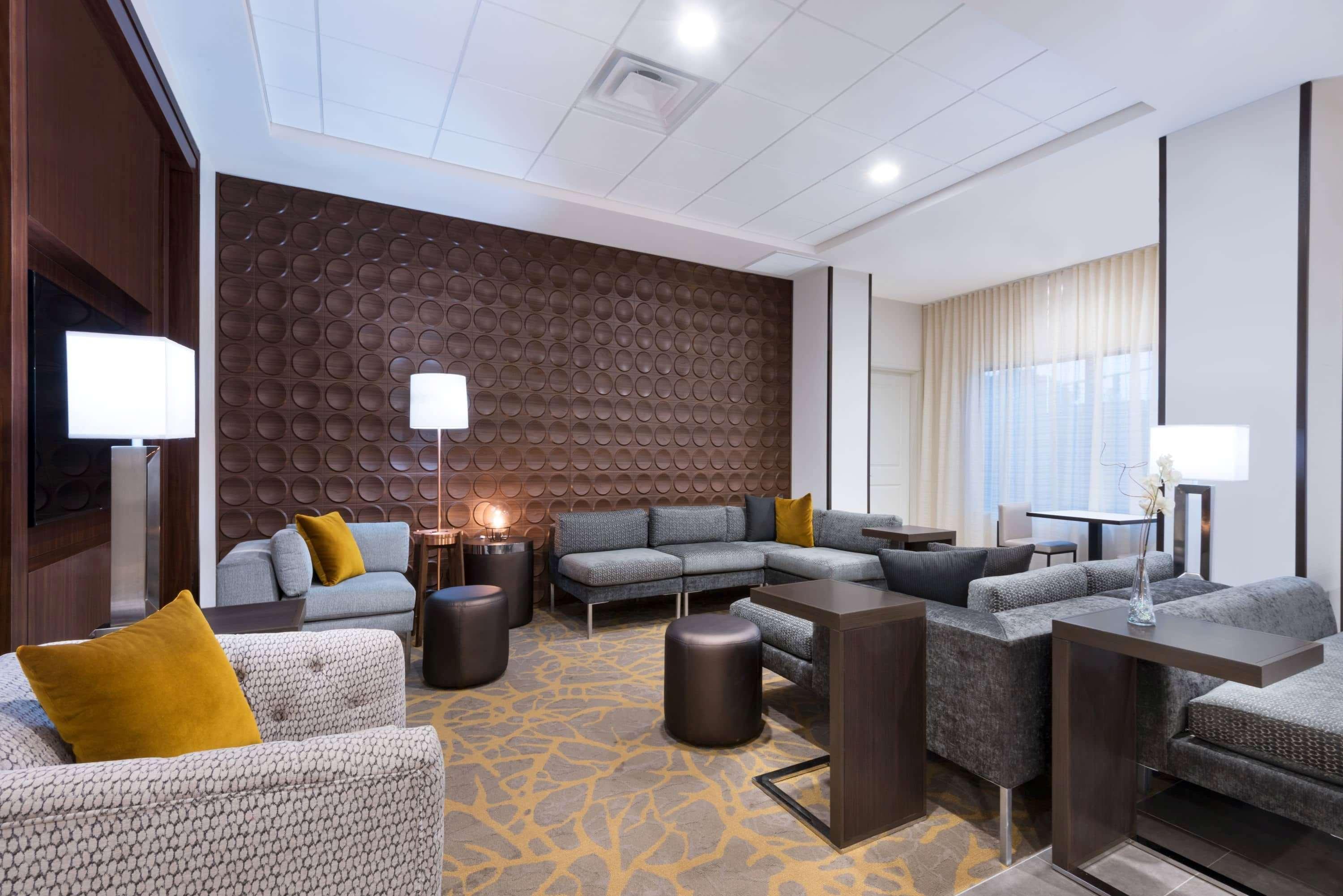 Wingate By Wyndham Hotel